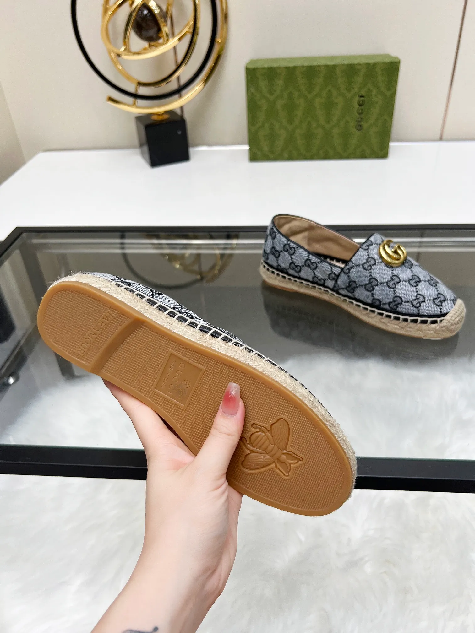 👟👟Ex-factory price 380👟👟 2024 new color early spring Gucci 🗽🗽Gucci classic logo logo canvas fisherman shoes, espadrilles made of double G imported fabric. The color of the brand's double G letter cross-woven pattern will be reinterpreted every season, and the charm of the collection elements will be interpreted through more fresh and eye-catching materials and designs. •Pink, dozens of colors, choose as you like, choose as you like •Women’s style •Number of sizes 35-42